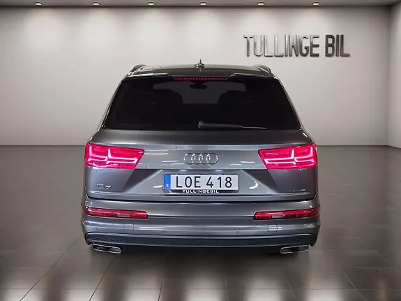Audi Q7 2016 photo 4