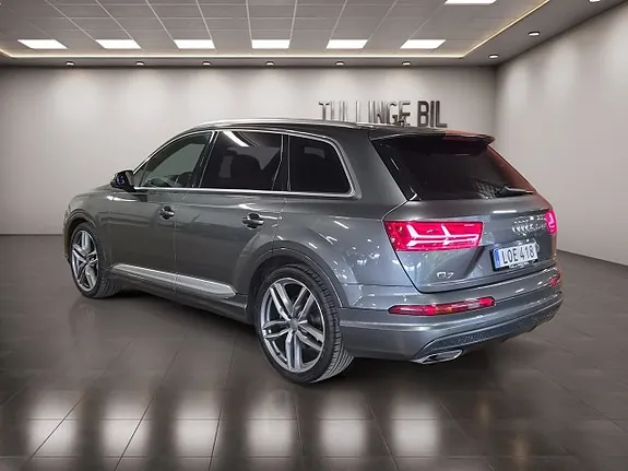 Audi Q7 2016 photo 3