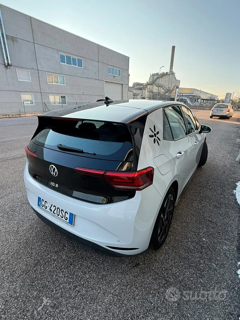 Volkswagen Id.3 2021 photo 3