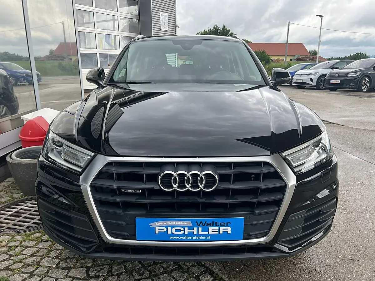 Audi Q5 2018 photo 2