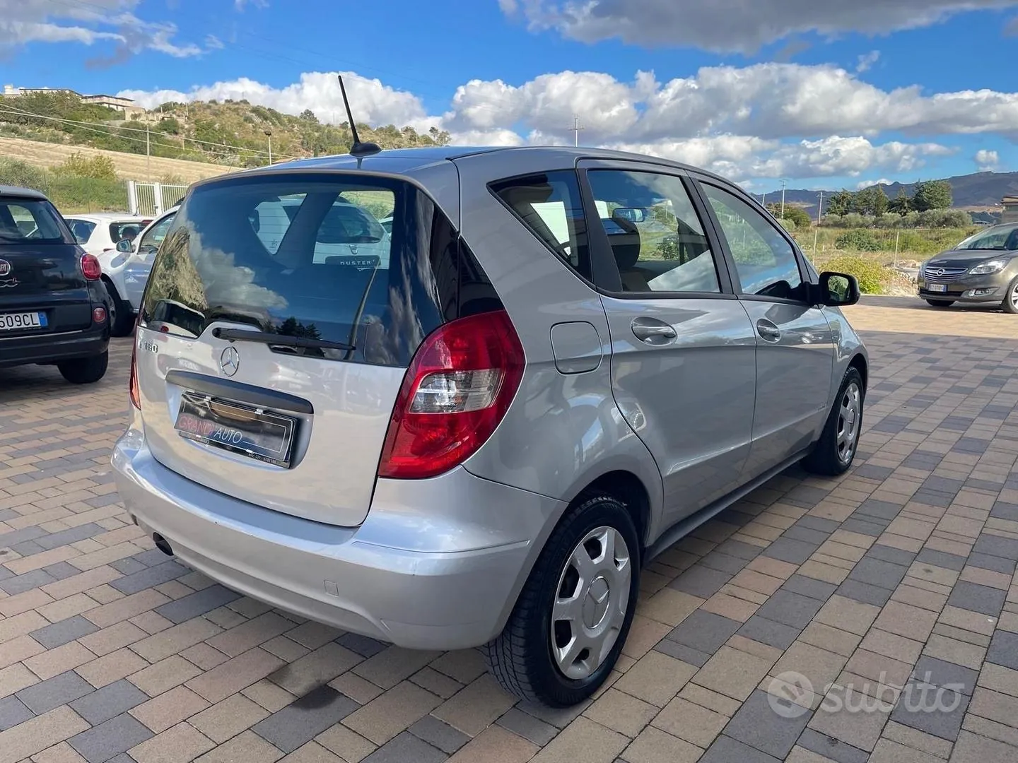 Mercedes-Benz A 160 Elegance 2010 photo 4