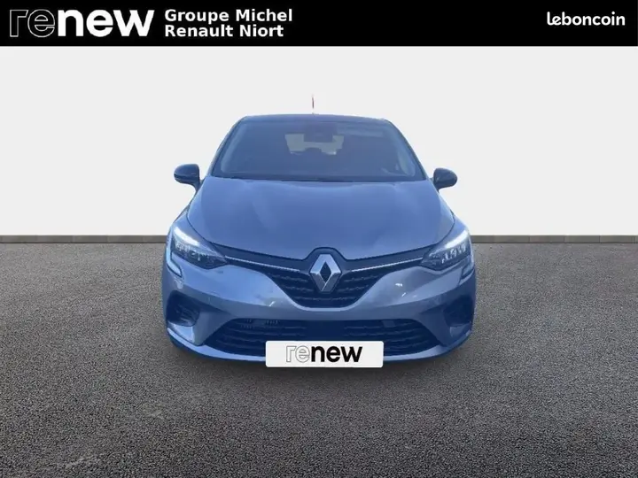 Renault Clio 2023 photo 2