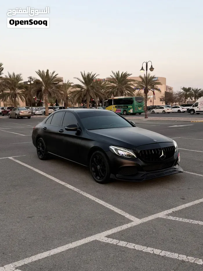Mercedes-Benz C300 2018 photo 4
