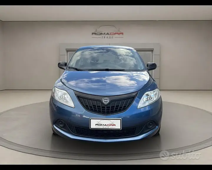 Lancia Ypsilon 2023 photo 2