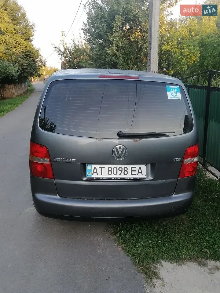 Volkswagen Touran 2004 photo 4