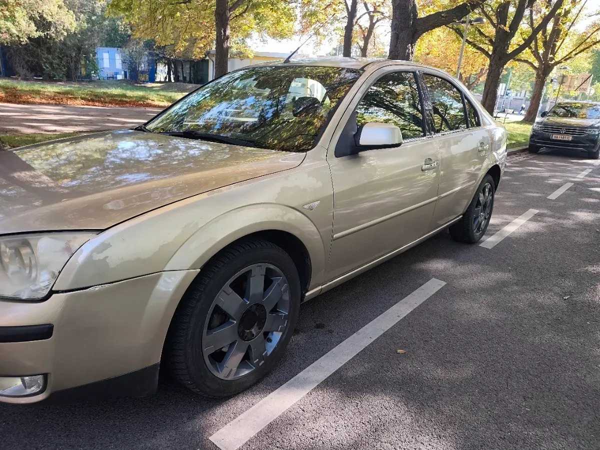 Ford Mondeo 2004 photo 3