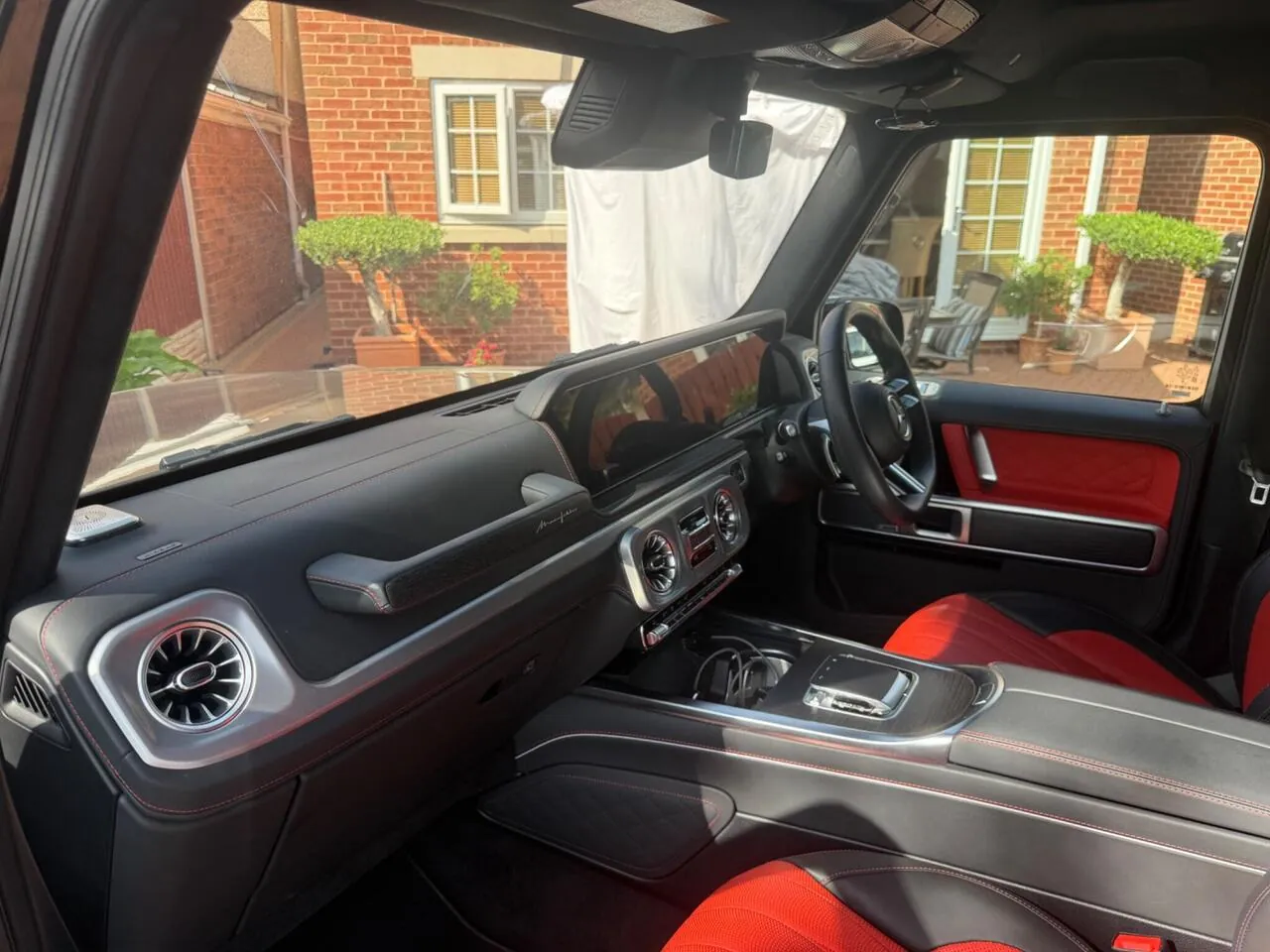 Mercedes-Benz G-Class 2025 photo 5