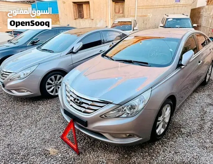 Hyundai Sonata 2012 photo 2