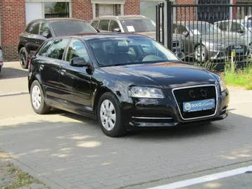 Audi A3 2012 photo 2