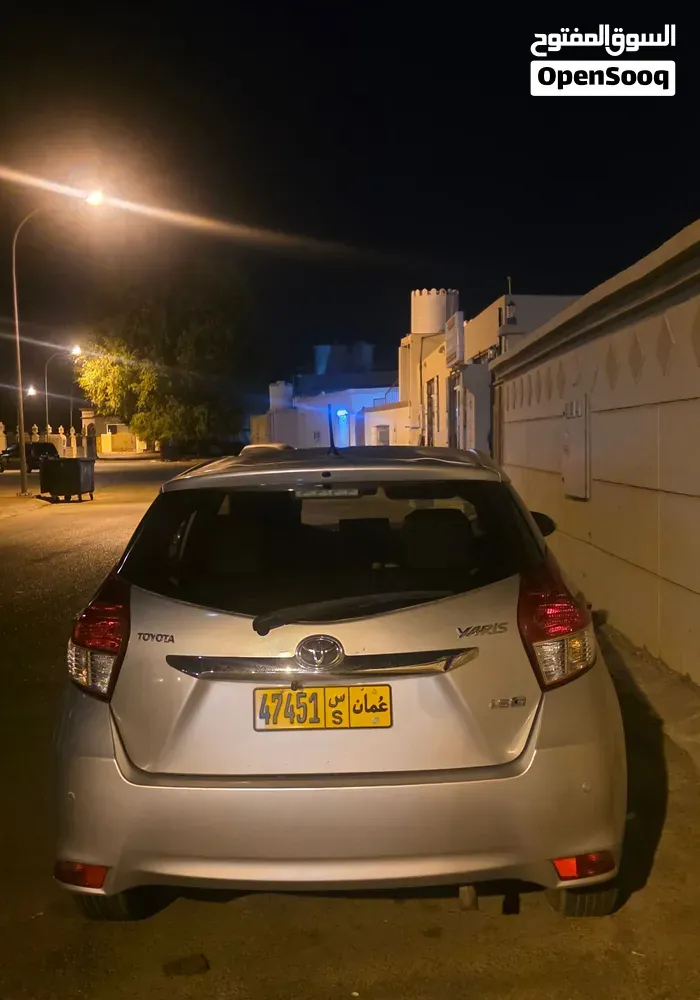 Toyota Yaris 2015 photo 2