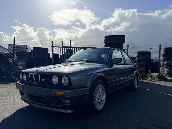BMW 325I 1989 photo 3