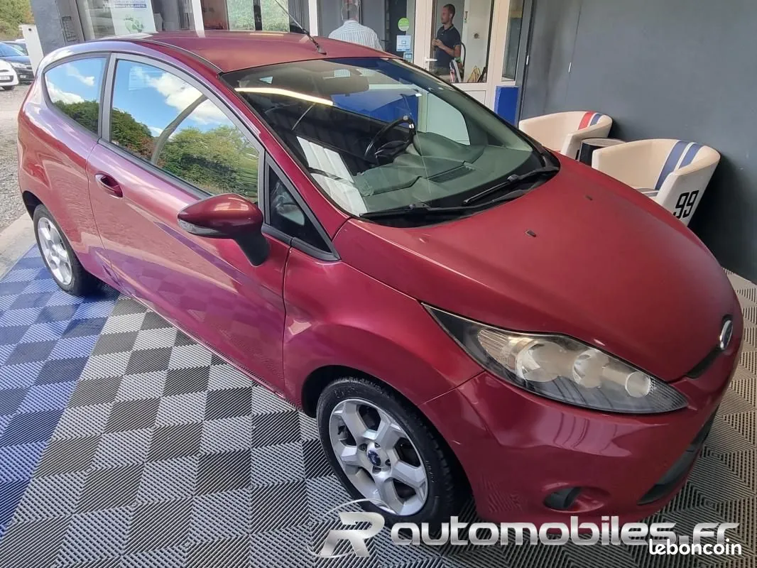 Ford Fiesta 2009 photo 4