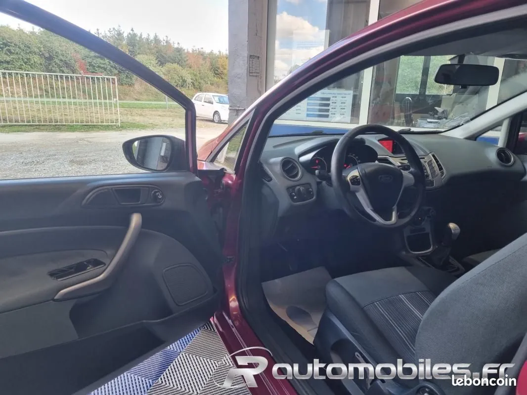 Ford Fiesta 2009 photo 5