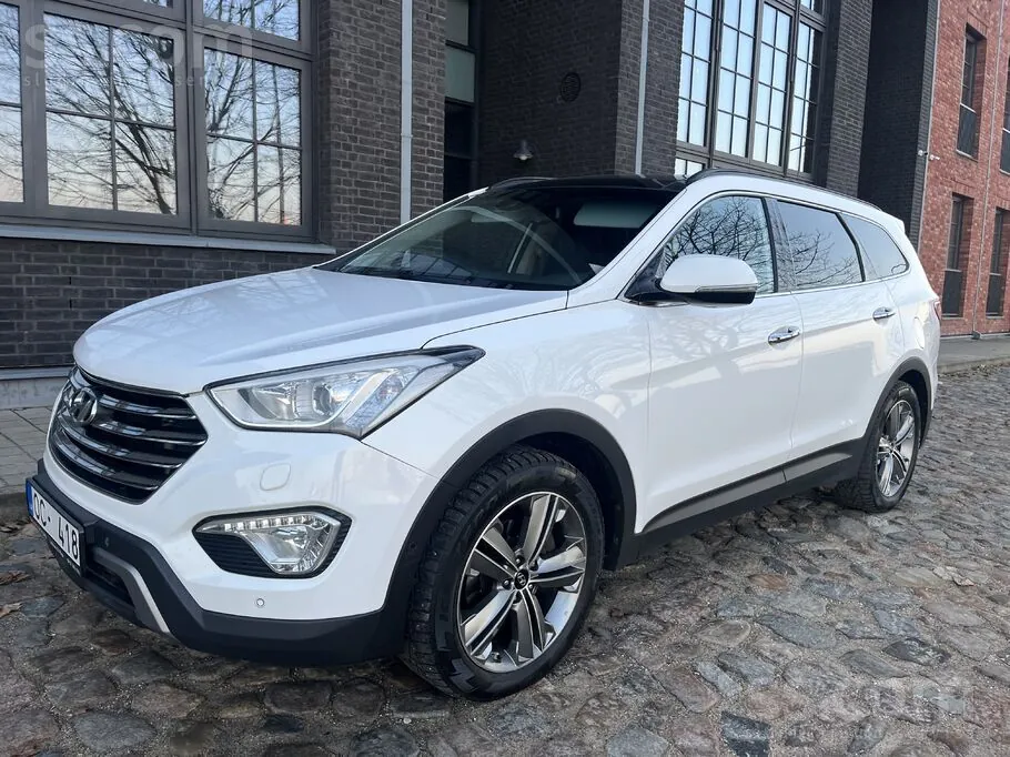 Hyundai Santa Fe 2014 photo 2