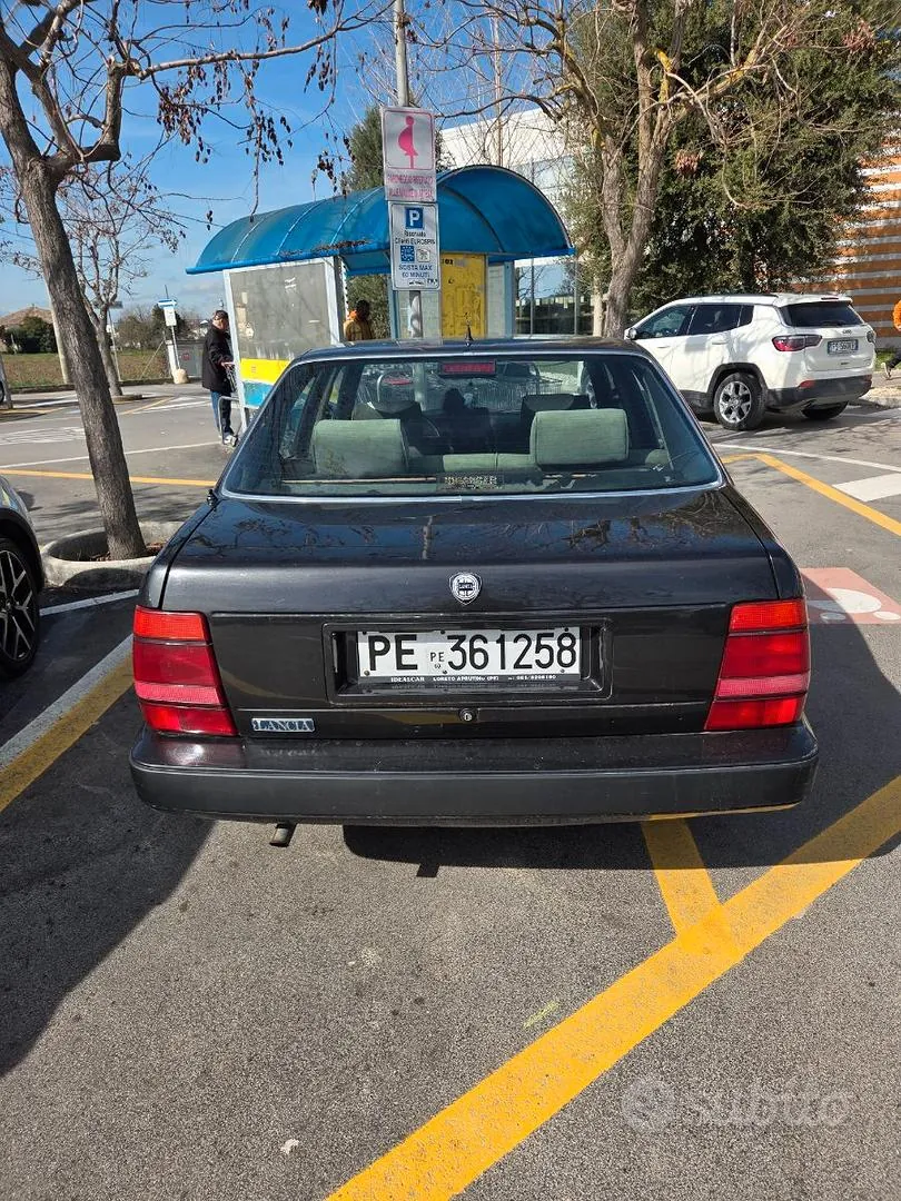 Lancia Thema