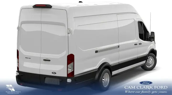 Ford Transit Cargo 2027 photo 3