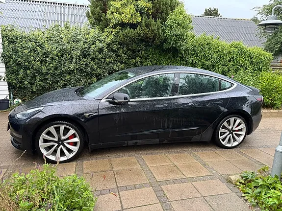 Tesla Model 3 2019 photo 2