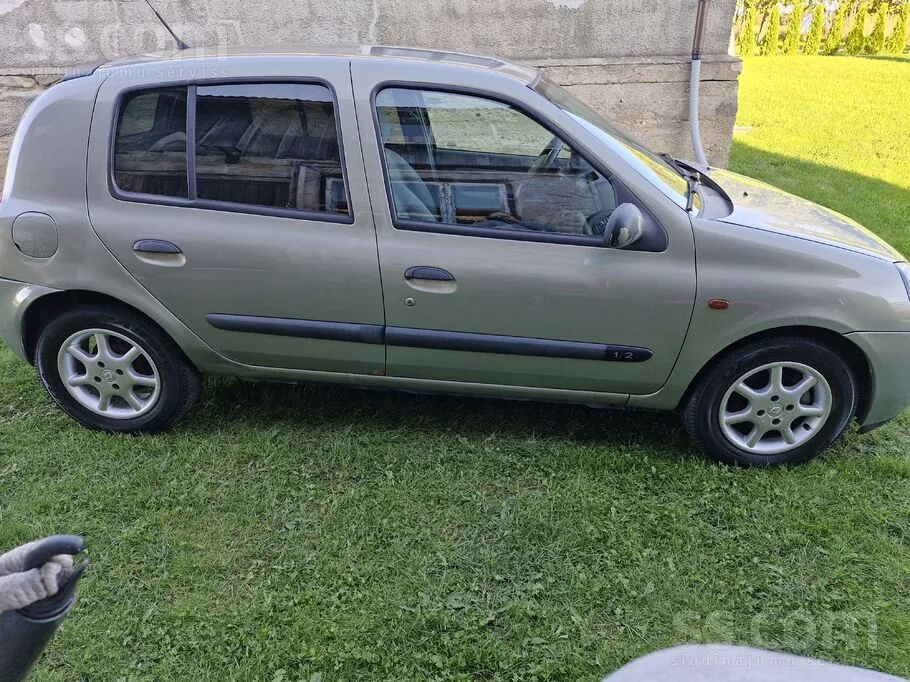 Renault Clio 2002 photo 4