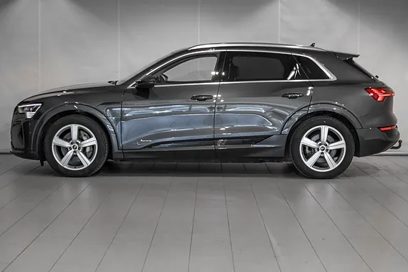 Audi Q8 E-Tron 2024 photo 4