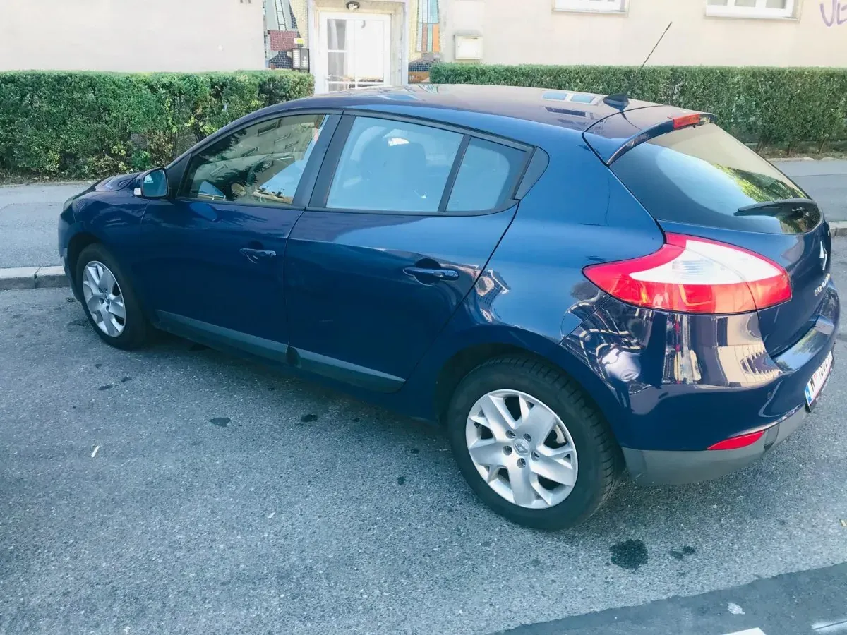 Renault Megane 2012 photo 3