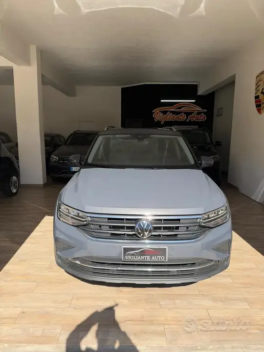 Volkswagen Tiguan 2023 photo 2