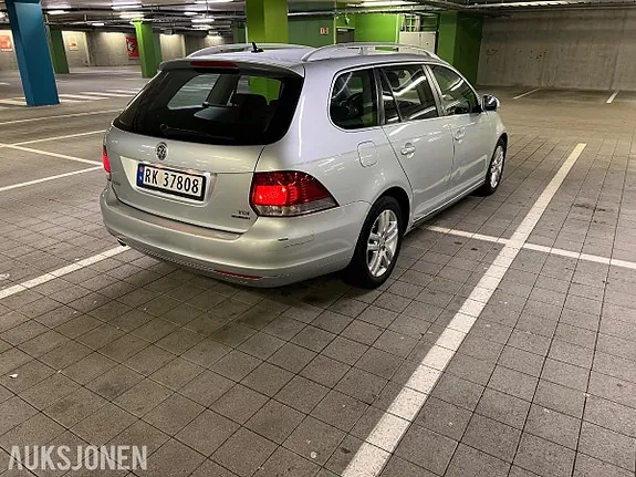 Volkswagen Golf 2012 photo 4