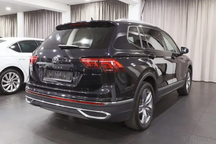 Volkswagen Tiguan Allspace 2022 photo 2
