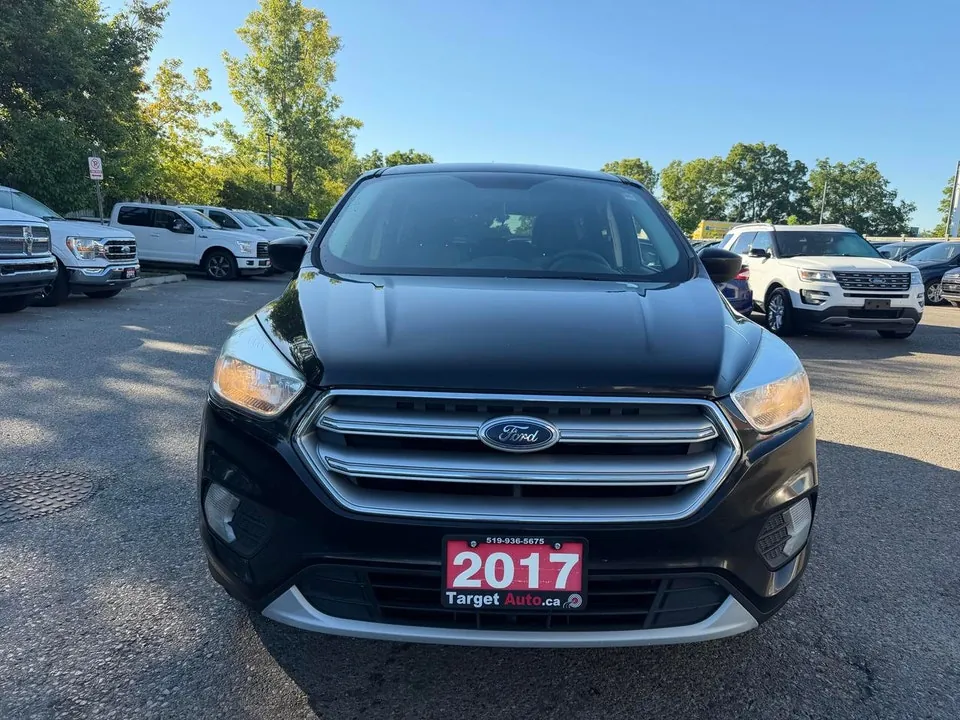 Ford Escape 2017 photo 2