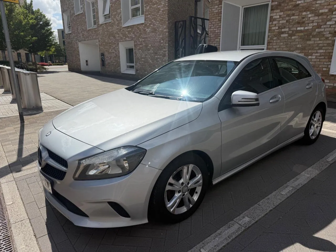 Mercedes-Benz A-Class 2016 photo 2