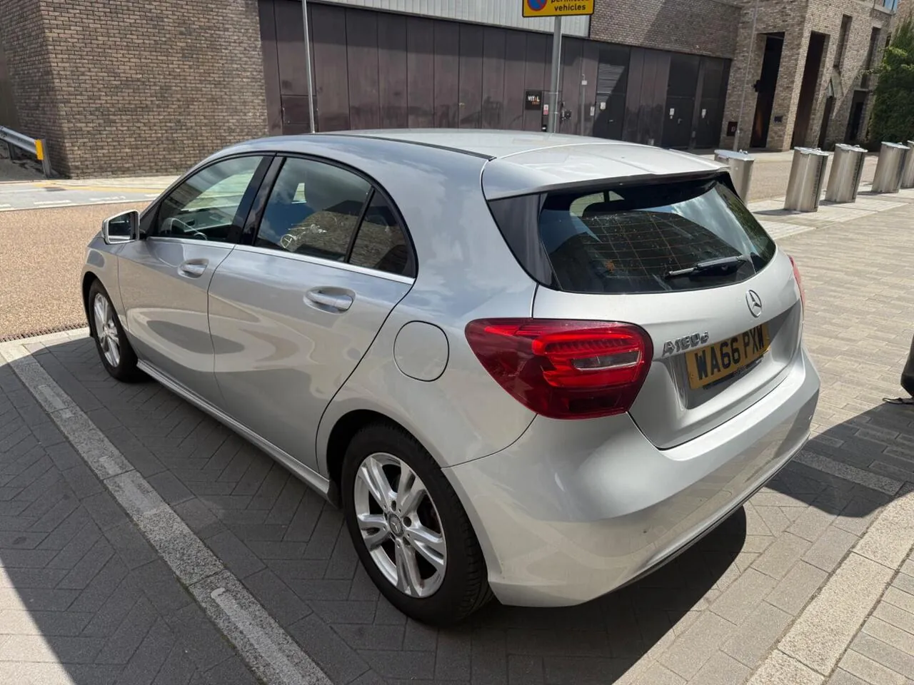 Mercedes-Benz A-Class 2016 photo 3