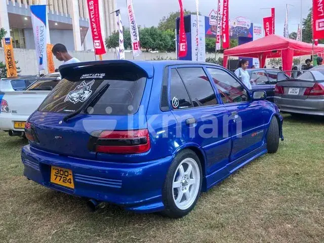 Toyota Starlet 1995 photo 5