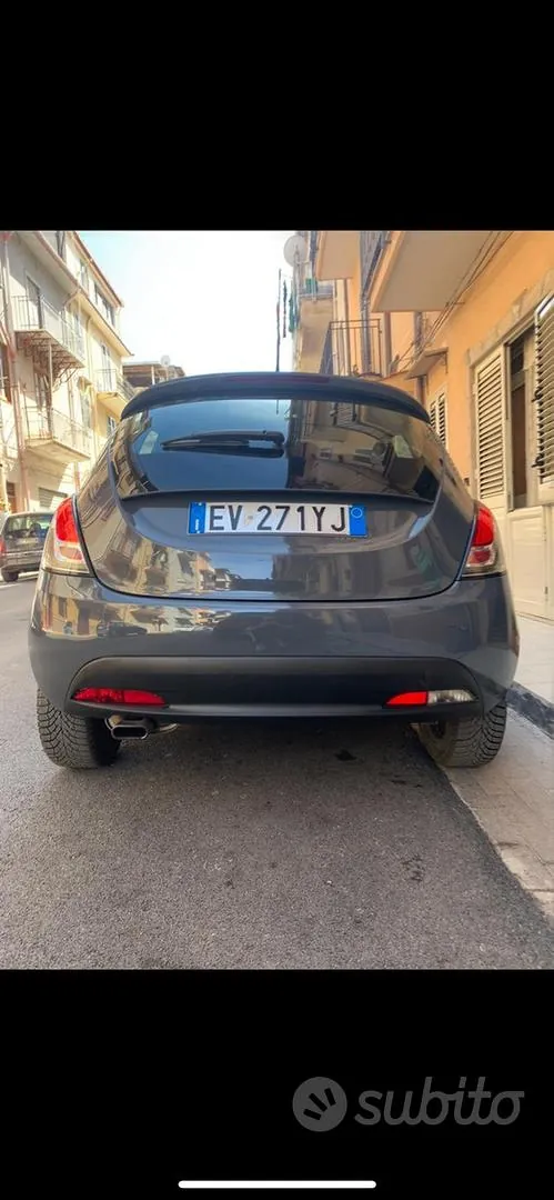 Lancia Ypsilon 2014 photo 3