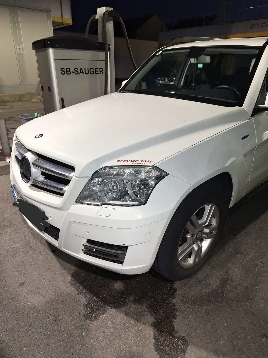 Mercedes-Benz Glk Class 2011 photo 2