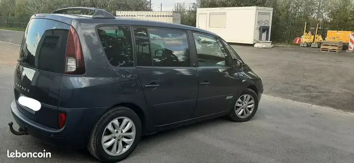Renault Espace 2010 photo 2