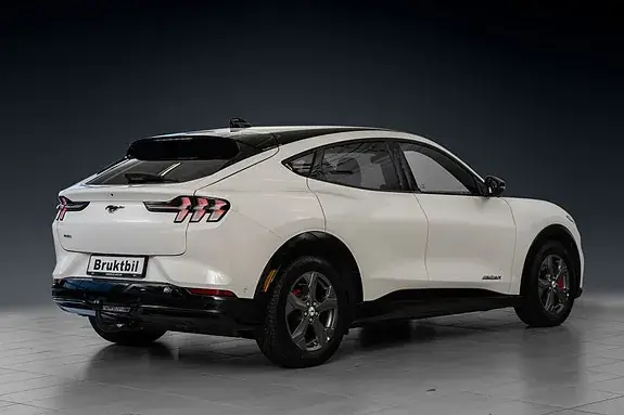 Ford Mustang Mach-E 2023 photo 5
