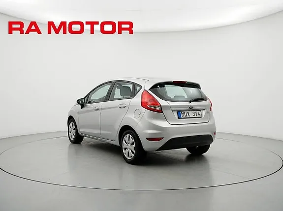 Ford Fiesta 2012 photo 3