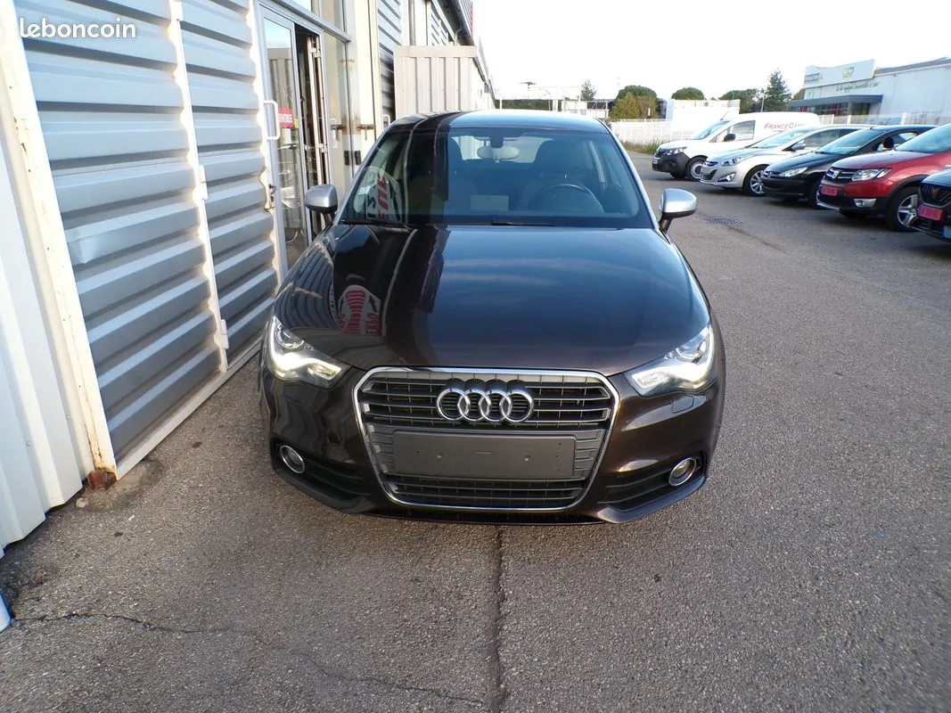 Audi A1 2012 photo 2