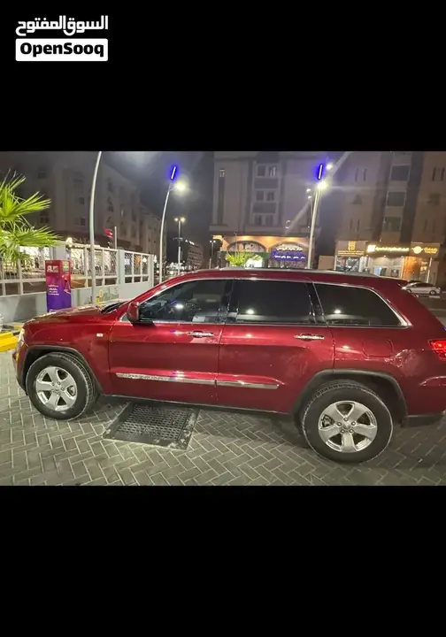 Jeep Grand Cherokee 2013 photo 3