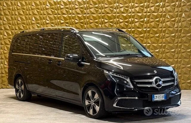 Mercedes-Benz V-Class 2023 photo 2