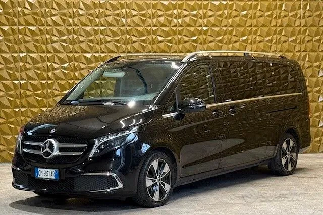 Mercedes-Benz V-Class 2023 photo 3