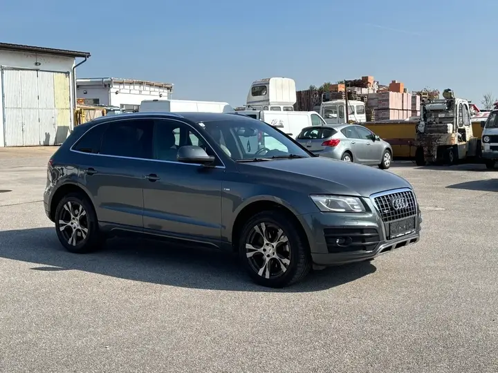 Audi Q5 2009 photo 3