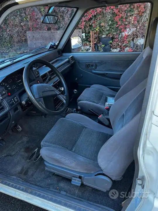Daihatsu Feroza 1990 photo 5