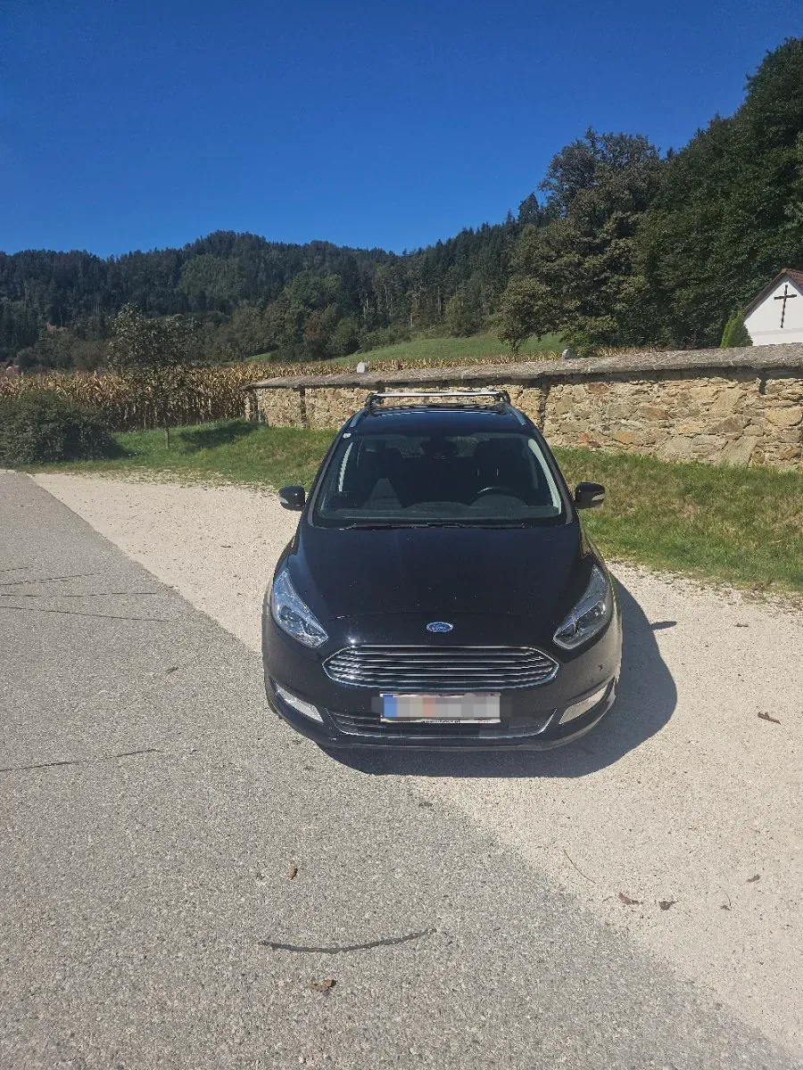 Ford Galaxy 2016 photo 3