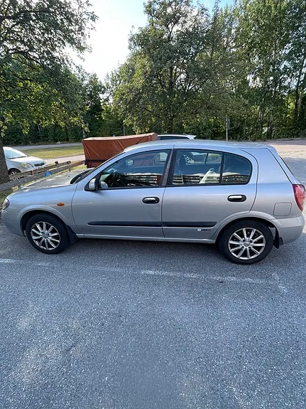 Nissan Almera 2005 photo 2