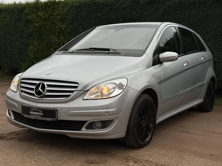 Mercedes-Benz B170