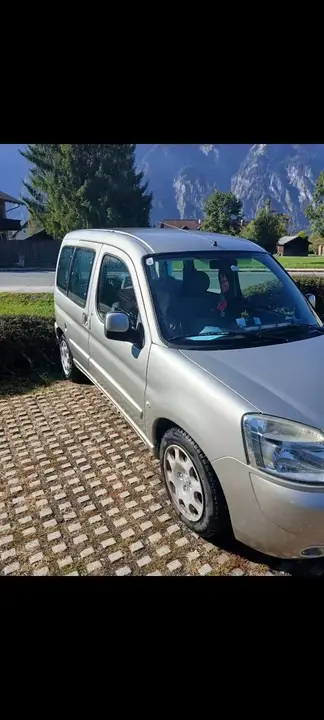 Peugeot Partner 2008 photo 2