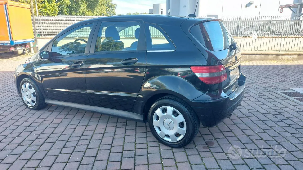 Mercedes-Benz B 180 Cdi 2006 photo 4