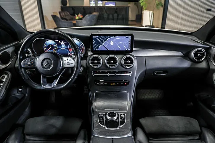 Mercedes-Benz C-Class 2021 photo 2