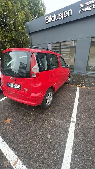 Toyota Yaris Verso 2002 photo 2