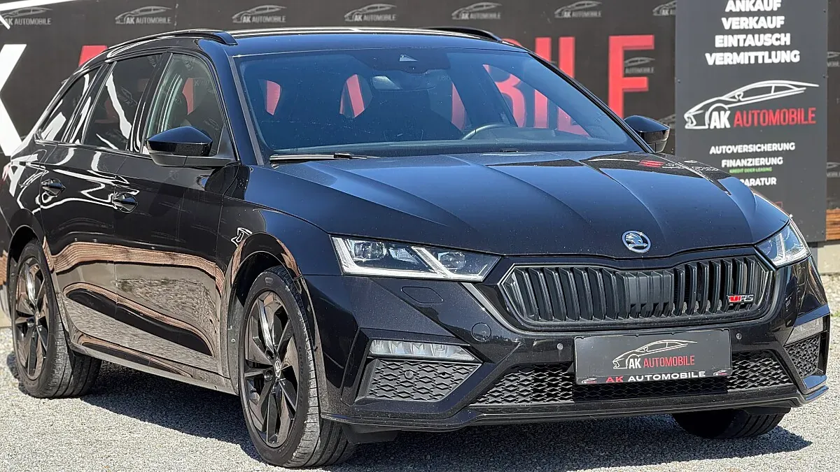 Skoda Octavia 2023 photo 2